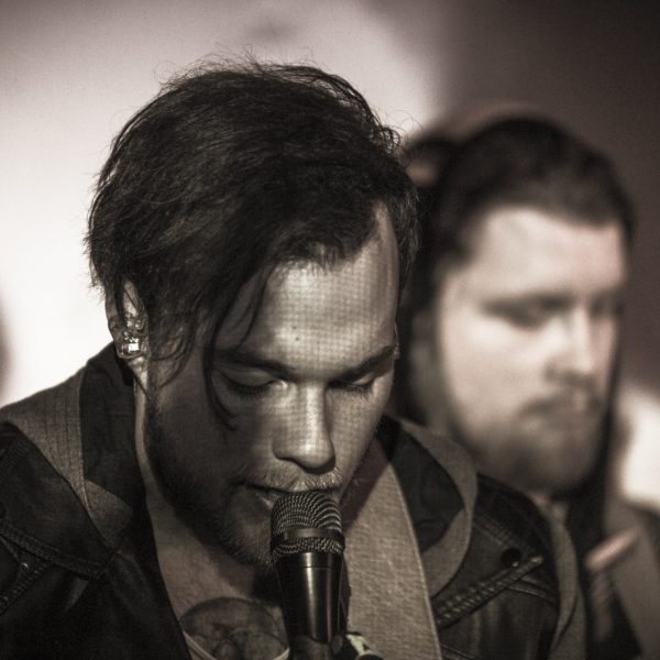 Read more about the article Asgeir Photographs